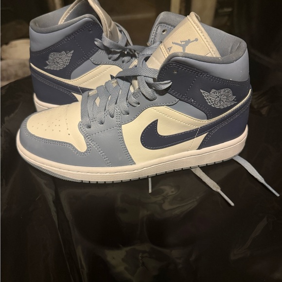Jordan Sneakers in Light Blue and White - Picture 1 of 4
